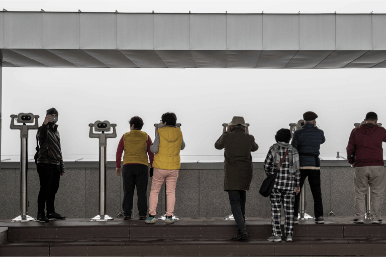 Da Seul: Tour di un giorno della DMZ e del Geoparco UNESCO delle Cascate di JaeinPartenza dalla stazione DHCP Uscita 10