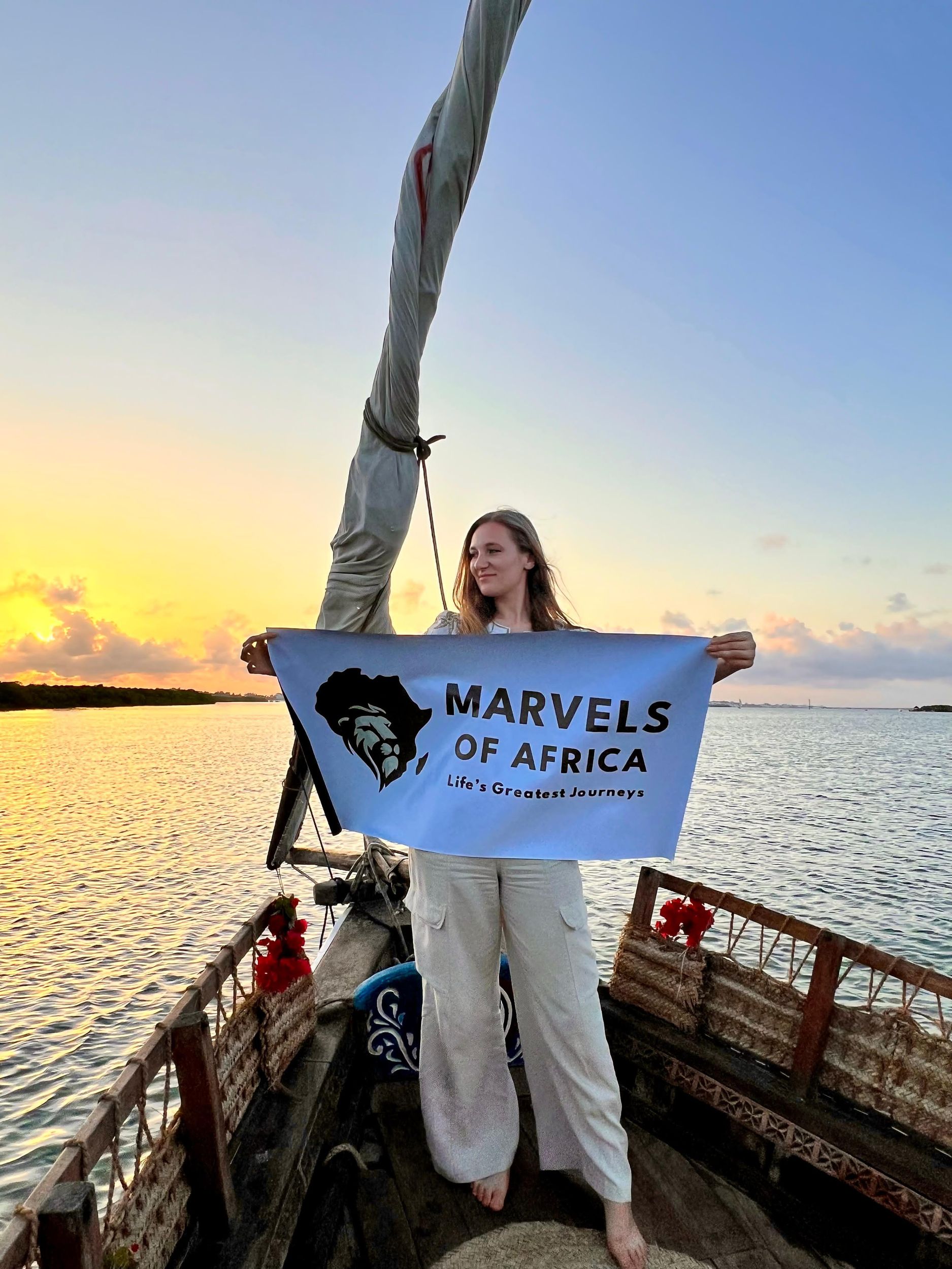 Lamu: Segeltour bei Sonnenuntergang auf einer traditionellen Dau
