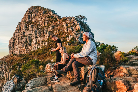 Cape Town: Lion's Head Sunrise or Sunset Hike