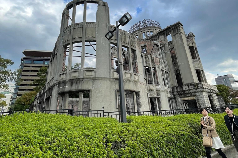 Tokyo: 5-Day Private Tour to Hiroshima with Transport