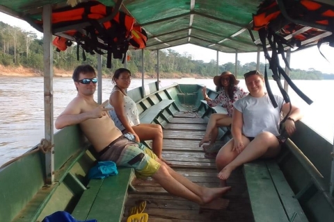 Puerto Maldonado: Lake Sandoval Day Trip by Boat