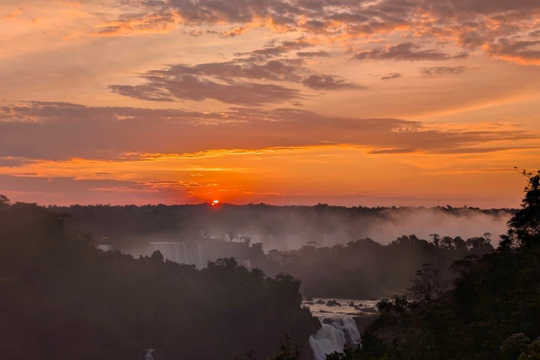 Iguazu: 2-Day Private Tour of Brazil, Argentina and Paraguay