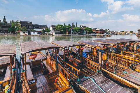 Shanghai: Zhujiajiao Water Town Tour with Afternoon Tea Shared