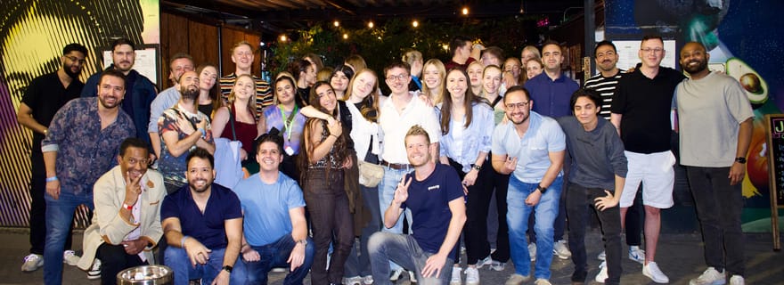 Tournée des bars de Mexico : visite guidée avec jeux festifs