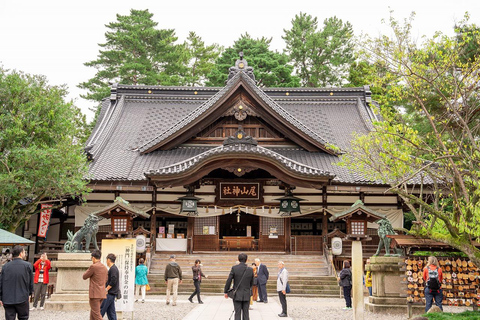 Kanazawa: Samurai and Geisha Culture Walking Tour with Lunch