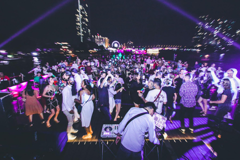 Bangkok: Cena en Crucero de Lujo por el Río Chao Phraya y Traslado