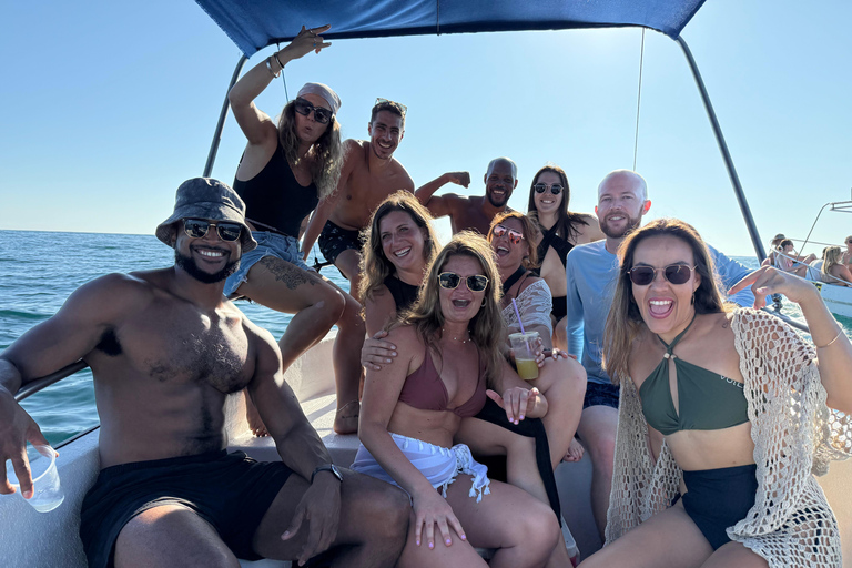 Puerto Escondido: Boat tour to enjoy the sunset