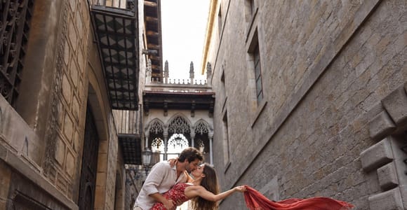 Barcelona: Cinematic City Photoshoot