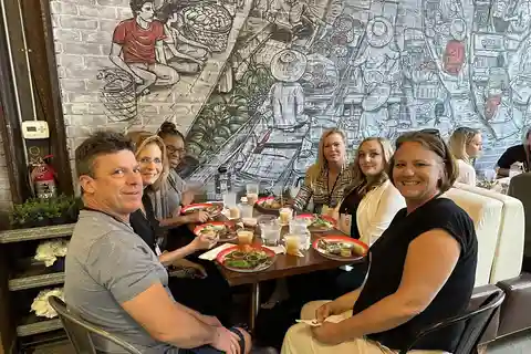Las Vegas: Fremont East Foodie Tour