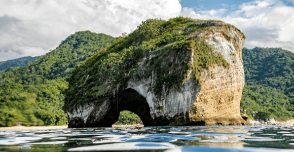 Puerto Vallarta: Los Arcos, Ánimas, and Quimixto Boat Tour