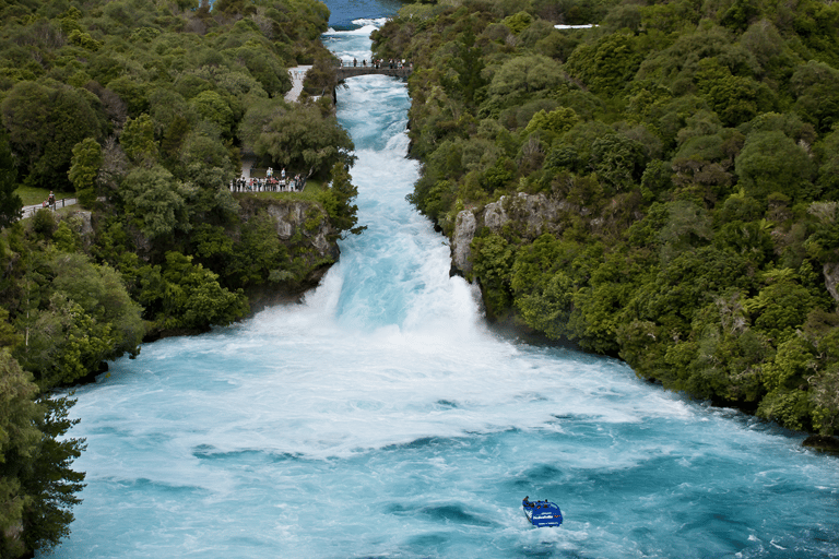 Private 2 Days Tour with Waitomo, Hobbiton and Rotorua Private 2 Days Tour with Waitomo, Hobbiton and Rotorua!