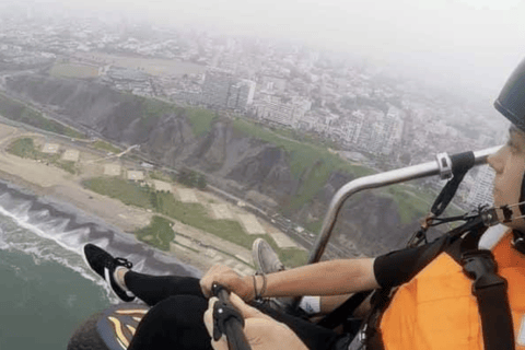 Lima: Paragliding Flight with Ocean Views during Sunset