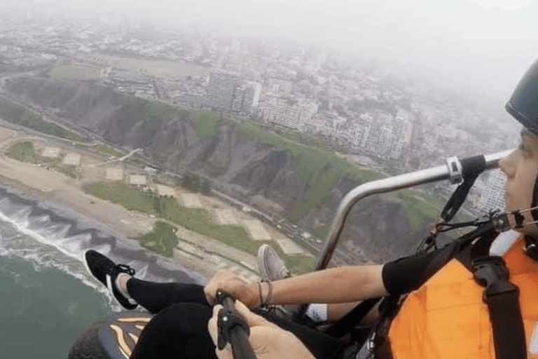 Lima: Paragliding Flight with Ocean Views during Sunset