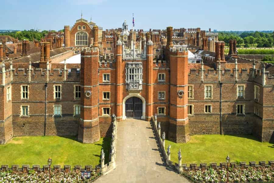 Halbtägige Tagestour von London zum Hampton Court Palace mit Tickets. Foto: GetYourGuide