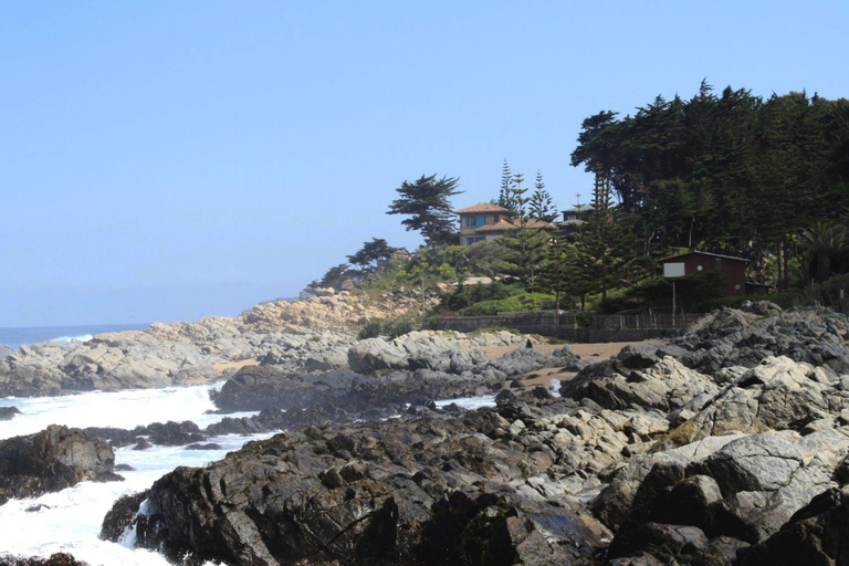 Santiago : Parc du Tricao, Isla Negra et maison de Pablo NerudaLieu de rendez-vous Plaza de Armas