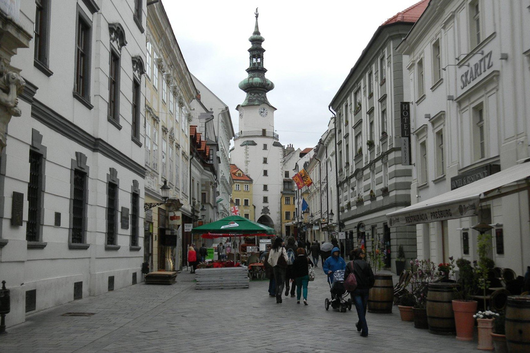 Capital Rush: Explore Bratislava & Budapest