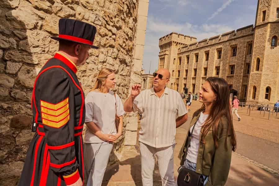 London: Tower of London Tour mit Kronjuwelen & Beefeaters. Foto: GetYourGuide