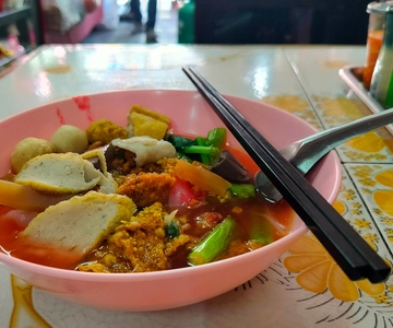 Local Food and Markets Guided Walking Tour