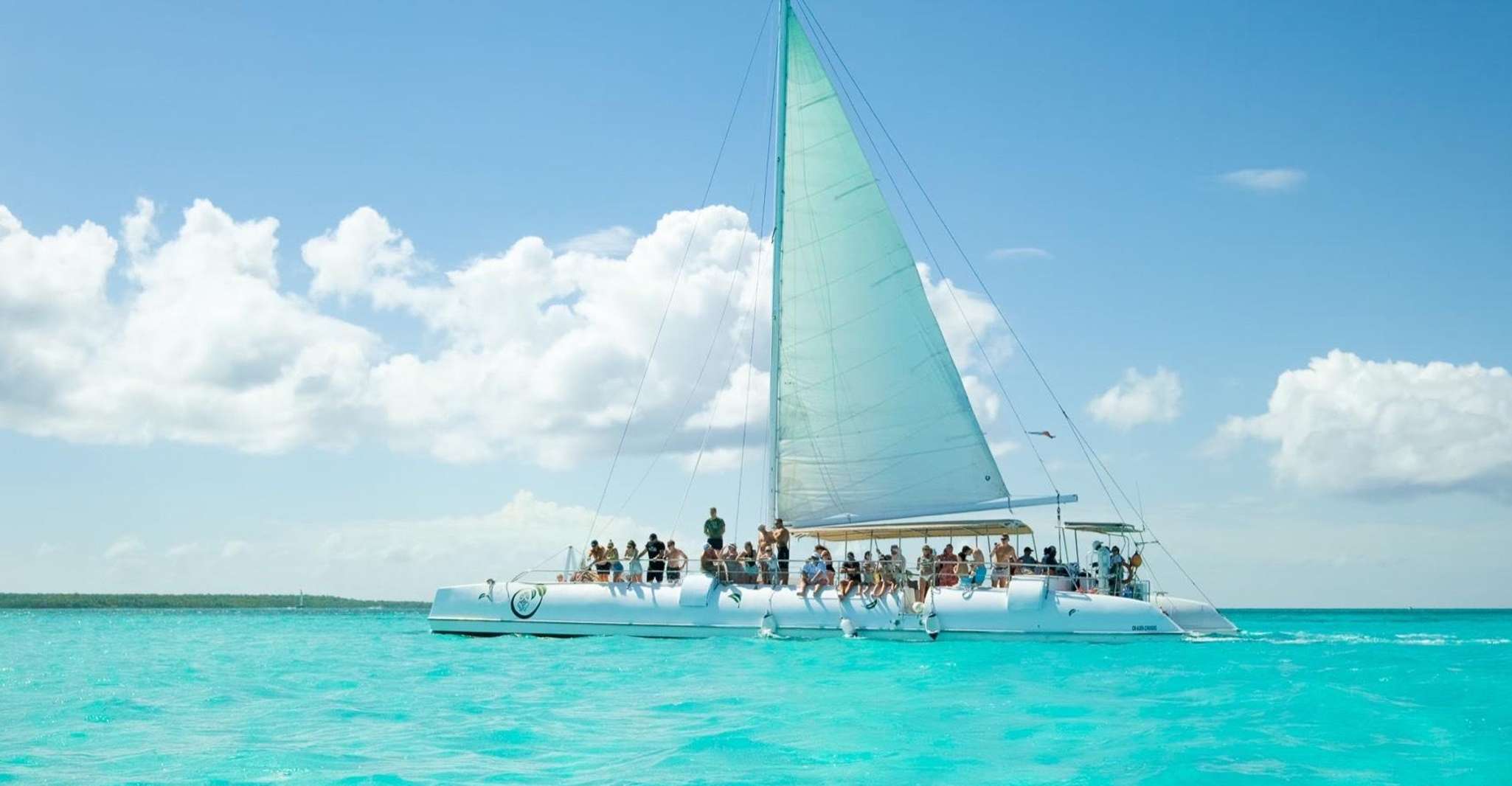 Santo Domingo, Catamaran Boat to Saona Island with Lunch - Housity