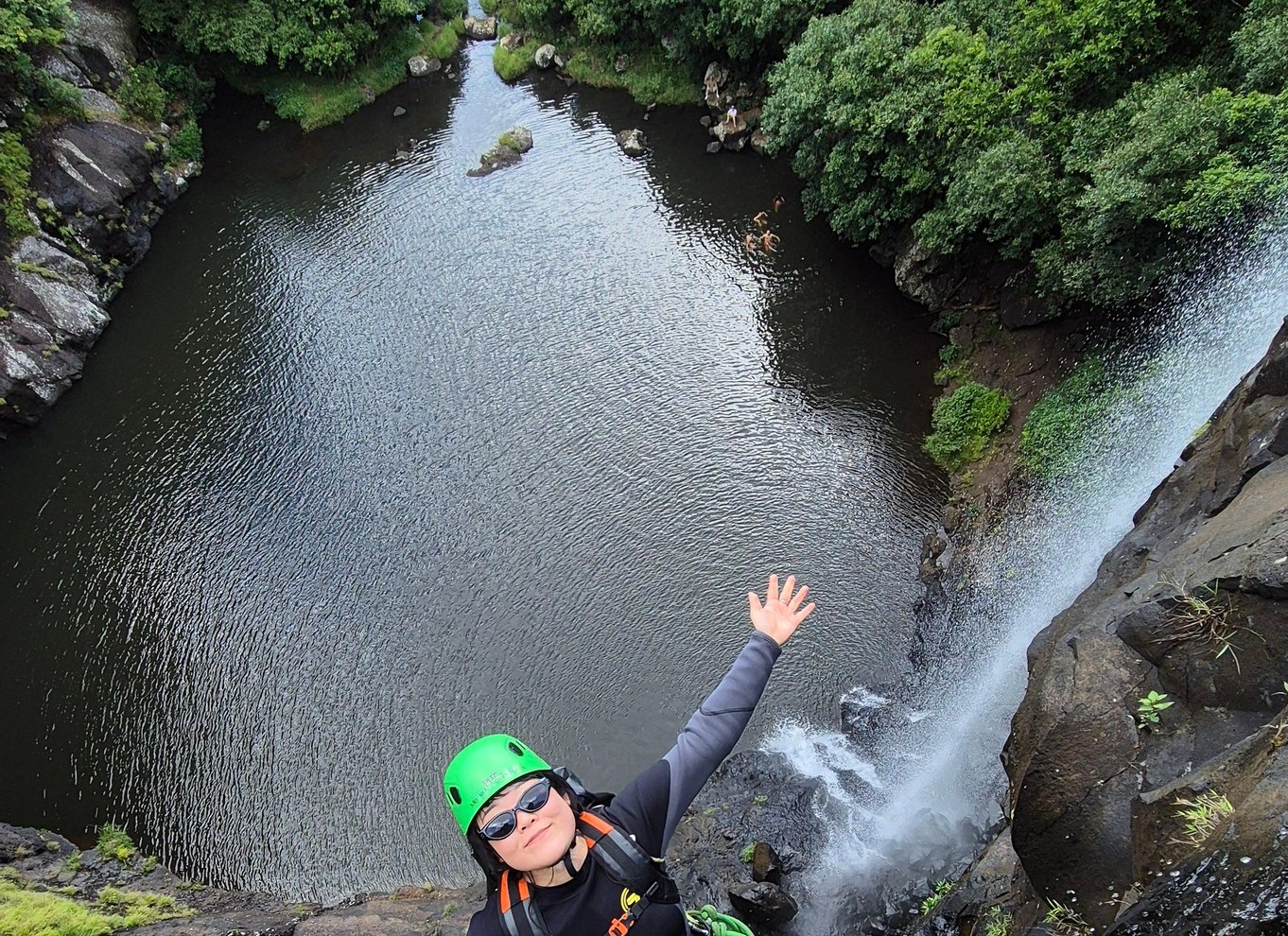 Mauritius: Rutsjebanetur ved Tamarind Falls/canyoning