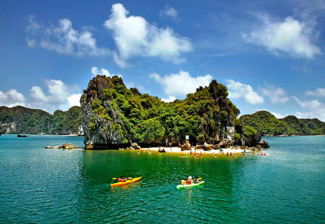 full day boat trip with Cat Ba's captain Jack