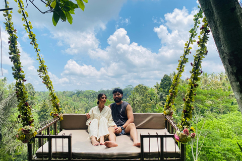 Exclusive Bali: Heaven's Gate, Tirta Gangga & Epic Swing