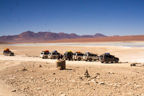 San Pedro de Atacama: 4-Day Uyuni Salt Flats Tour