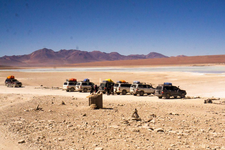 San Pedro de Atacama: 4-Day Uyuni Salt Flats Tour