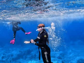 Snorkeling guided tour in beautiful Marathopoli