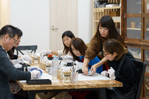 Ebisu Tokyo: Traditional Kintsugi Workshop with 23K Gold