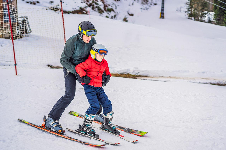 Busan: Muju Winter Hiking & Scenic Resort Day Trip C. Ski & Board Tour (Equipment Only) 7years▲