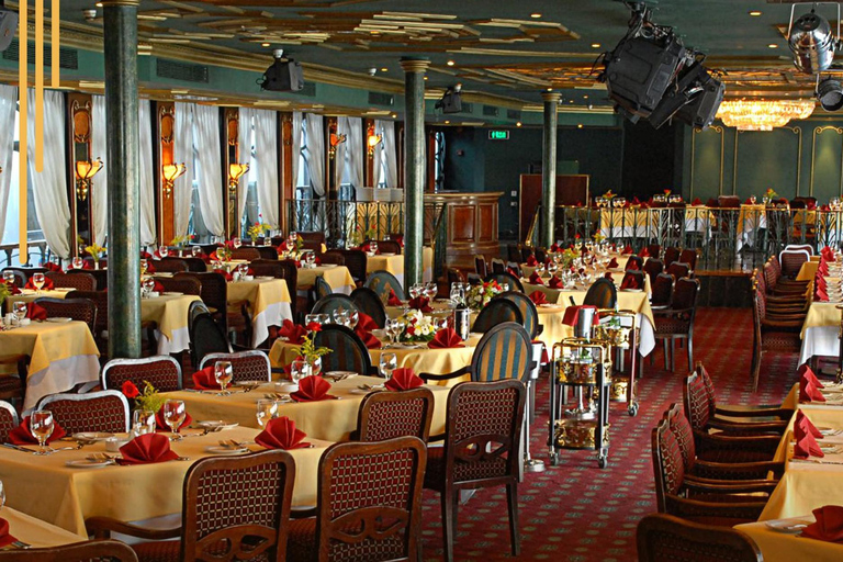 Cairo: Nile Maxim Luxury VIP Dinner Cruise & ٍBelly Dance Option - 2 Nile Maxim Premium Window Table