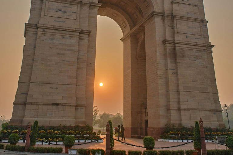 From Delhi: Private 6-day Golden Triangle Tour with VaranasiTour without Accommodation