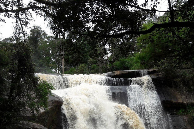 فيينتيان: جولة خاصة لمدة يومين إلى وات فو وهضبة بولافين