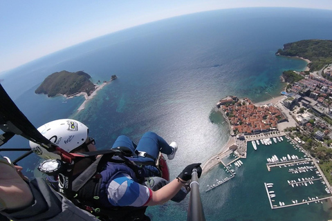 Parapente Monténégro : Excursion aérienne au-dessus de la vieille ville de Budva