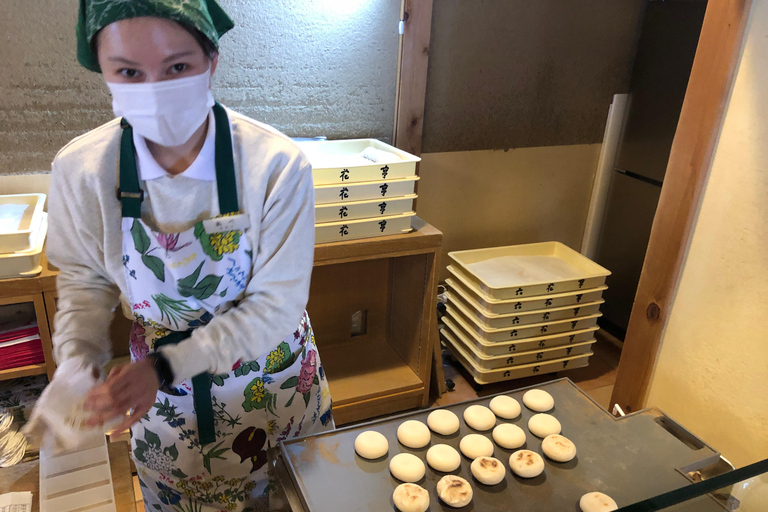 Sapporo: Fish Markets Half Day with a Local