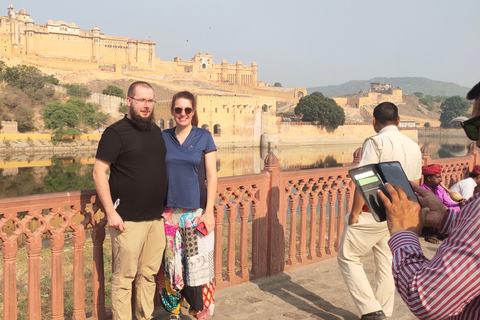 From Jaipur: Private Full-Day Sightseeing Tour by Tuk-Tuk8-Hour Tuk-Tuk Tour with Tour Guide