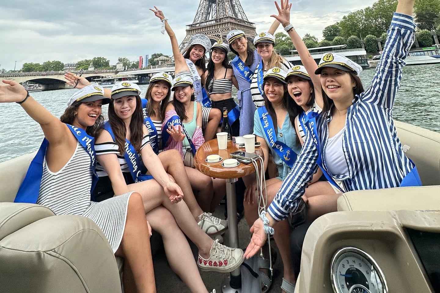 Paris: Private Seine River Cruise