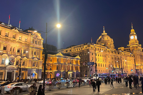 Shanghai: tour privato personalizzabile di 4 ore dei luoghi più importantiShanghai: tour di 4 ore con guida privata e macchina privata