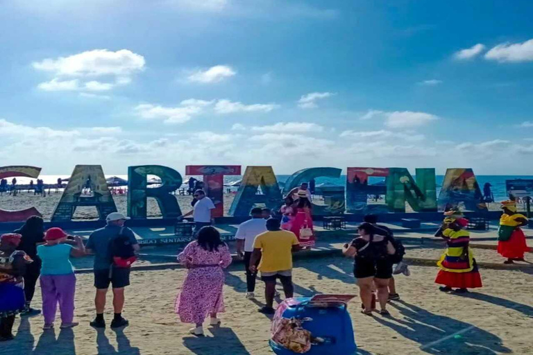 Cartagena: Explore with a city tour aboard a typical "chiva". CITY TOUR PM