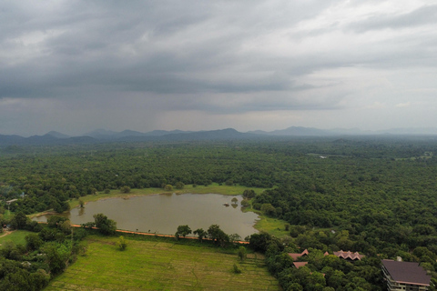 Sri Lanka: tour privato dei punti salienti di 10 giorni