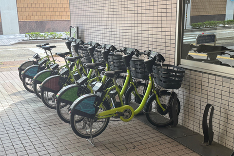 Morning Magic: Kanazawa Cycling & Omicho Food Tour