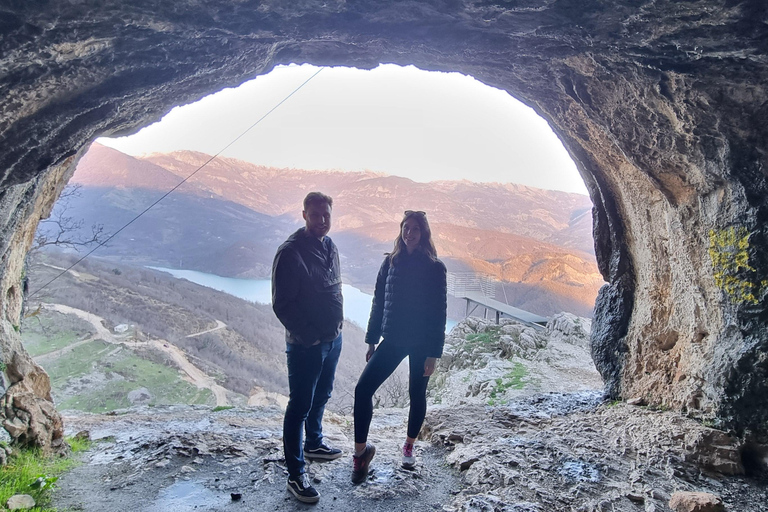 Caminhada para Gamti, Lago Bovilla e Kruja Viagem de 1 dia saindo de Tirana