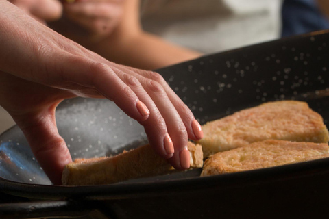 Autentyczna paella i sangria klasy premium na designerskim dachuAutentyczna paella i sangria w oszałamiającym lofcie na dachu