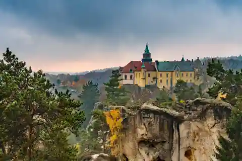 From Prague: Hike the Hidden Valleys of Bohemian Paradise