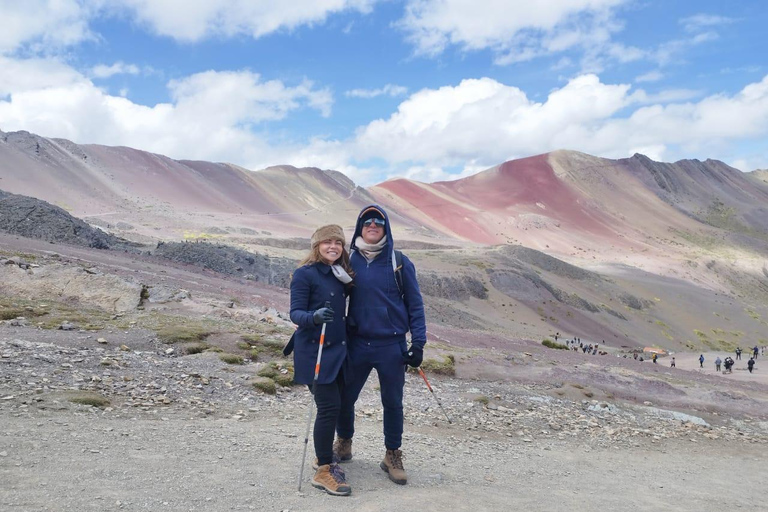 Cusco: Guided Excursion to the 7 Colors Mountain with Breakfast & Lunch Cusco: Guided Tour to the Rainbow Mountain with Breakfast and Lunch