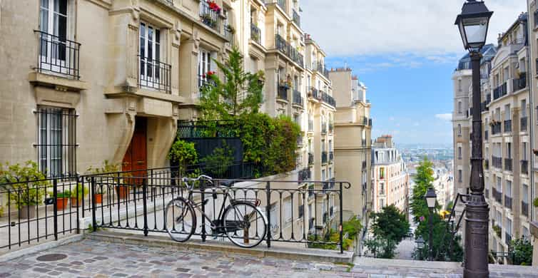 Paris: Montmartre and Sacré-Coeur Walking Tour | GetYourGuide