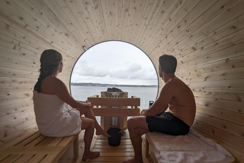 Ciudad de Quebec: Experiencia en canoa de hielo al atardecer con saunaPiragua sobre hielo al atardecer con chocolate caliente y sauna