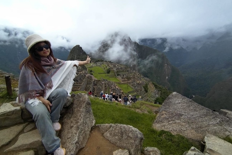 Cusco : Machu Picchu-Montagne Arc-en-ciel 3D/2N | Visite guidée privée |Machu Picchu-Montagne Arc-en-ciel 3D/2N | Visite privée |