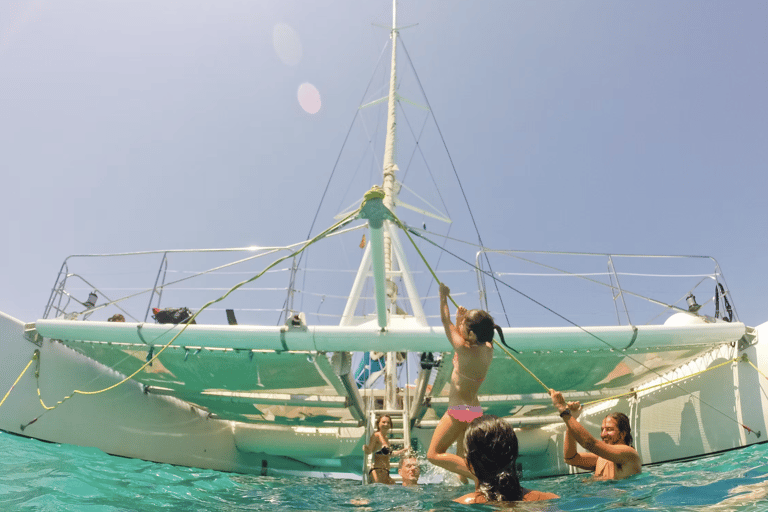 Ibiza: Formentera Yacht Cruise, Cooking Class, & Club Entry